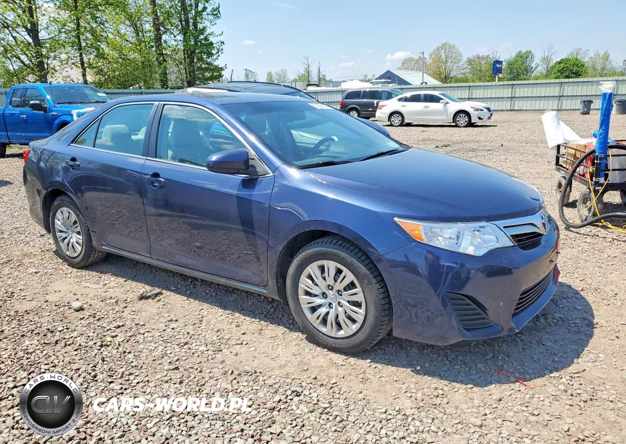 2014 Toyota Camry Le VIN:4T4BF1FK3ER391376 - 4