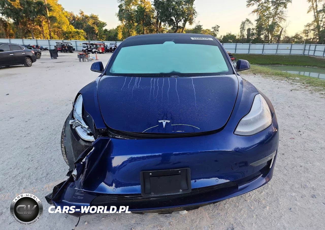2018 Tesla Model 3 VIN:5YJ3E1EB1JF115000 - 5