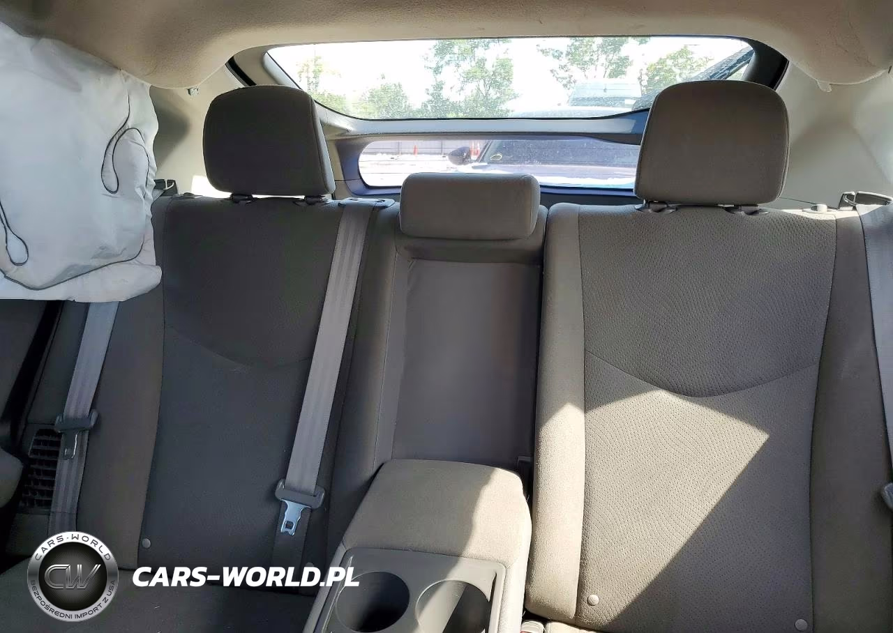 2014 Toyota Prius Two VIN:JTDKN3DU8E1736789 - 10