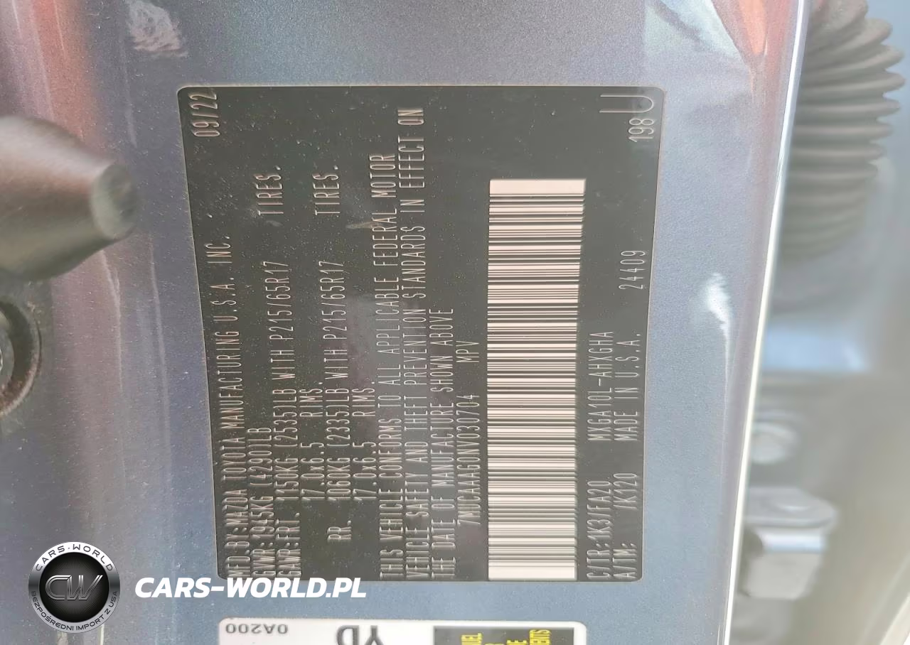 2022 Toyota Corolla Cross Le VIN:7MUCAAAG0NV030704 - 13