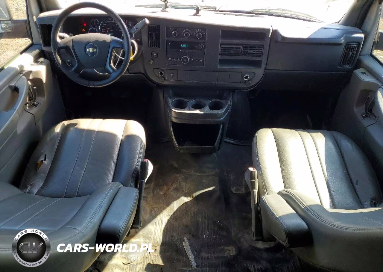 2014 Chevrolet Express G3500 VIN:1GCZGUBAXE1131728 - 8
