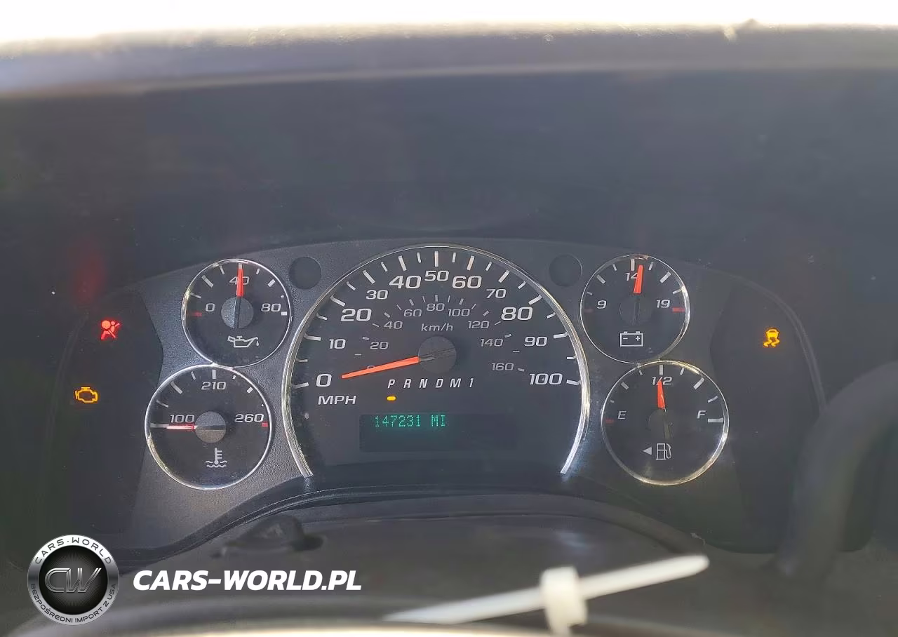 2014 Chevrolet Express G3500 VIN:1GCZGUBAXE1131728 - 9