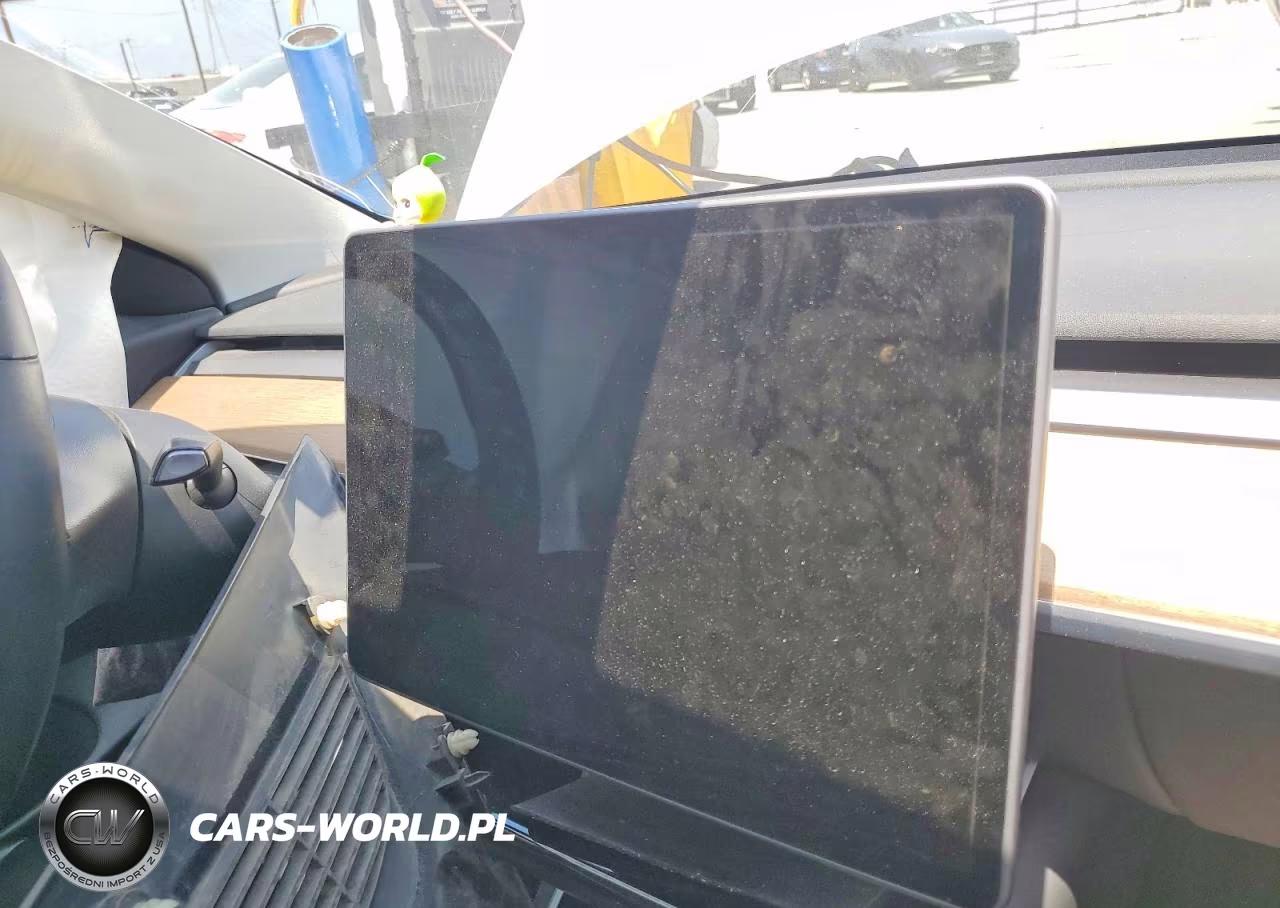 2020 Tesla Model 3 VIN:5YJ3E1EA9LF644804 - 9