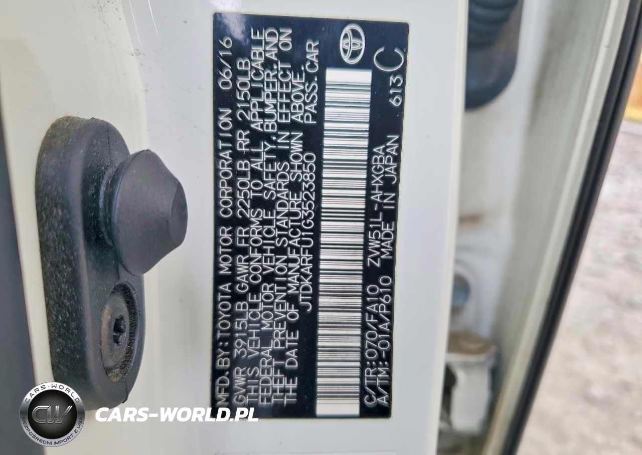 2016 Toyota Prius Three VIN:JTDKARFU1G3523850 - 12