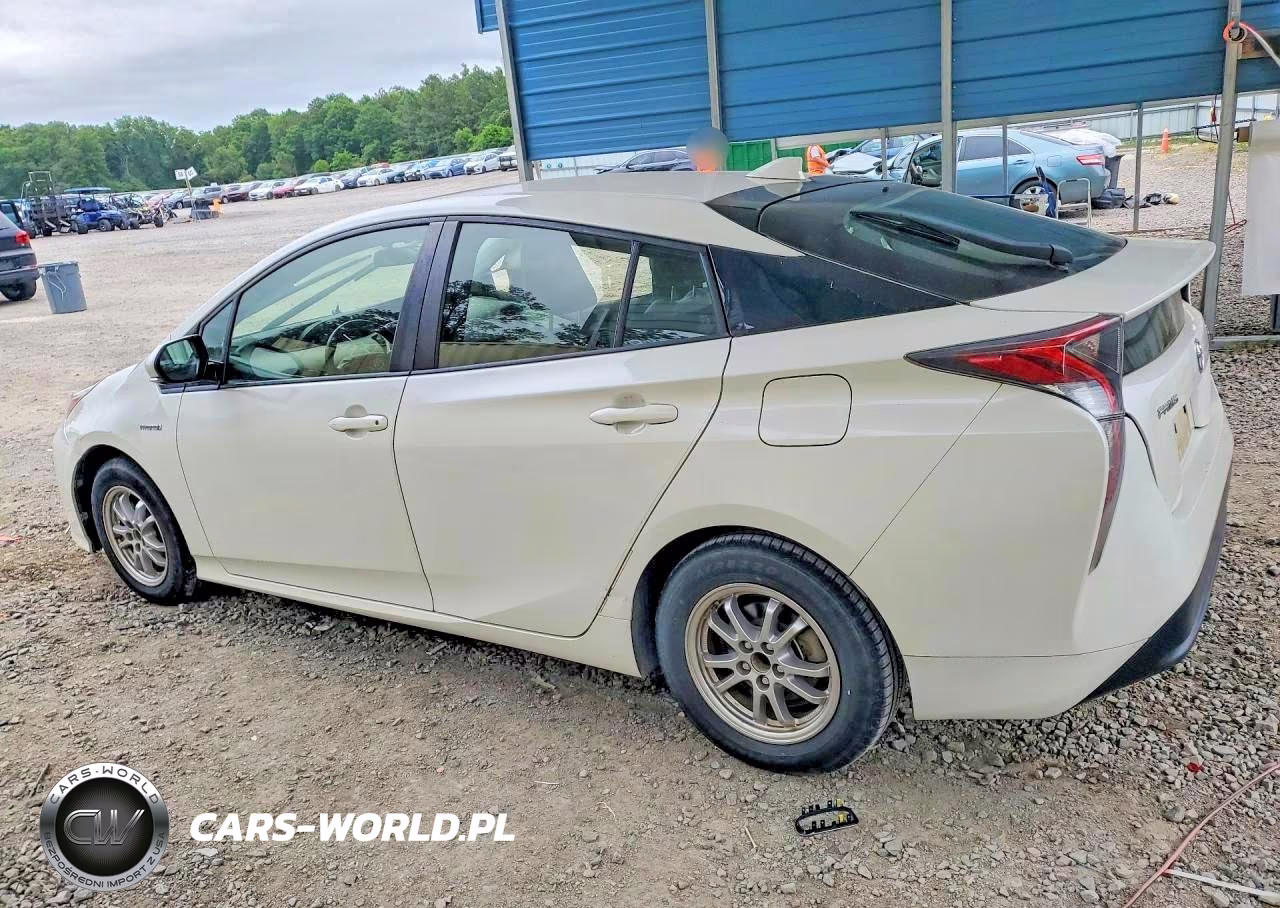 2016 Toyota Prius Three VIN:JTDKARFU1G3523850 - 2