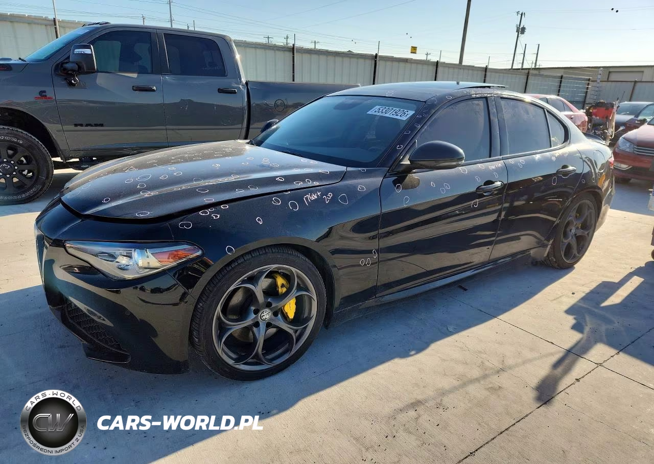 2019 Alfa Romeo Giulia Ti – zdjęcie 1 z 12