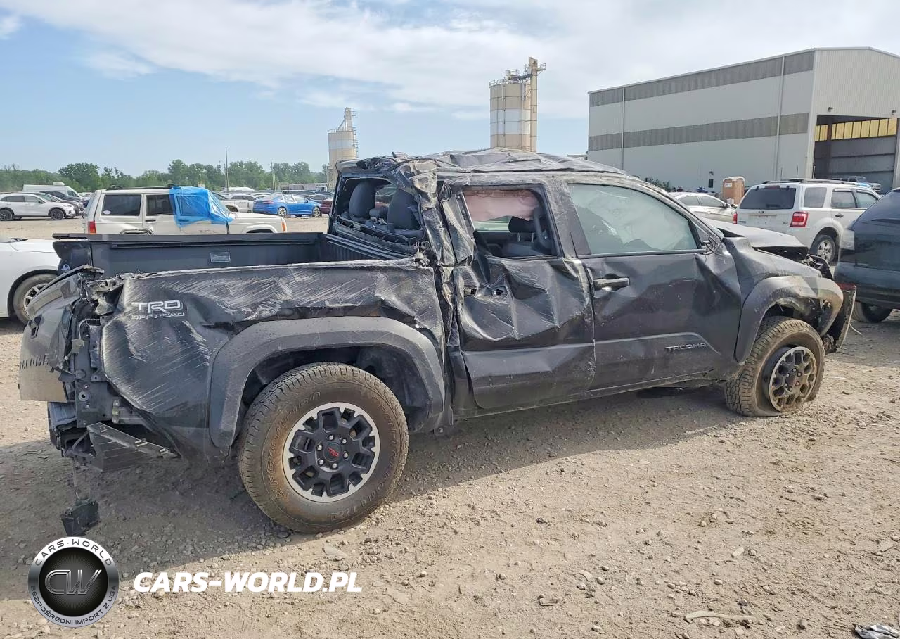 2025 Toyota Tacoma Trd Off-Road VIN:3TMLB5JN9SM133189 - 3