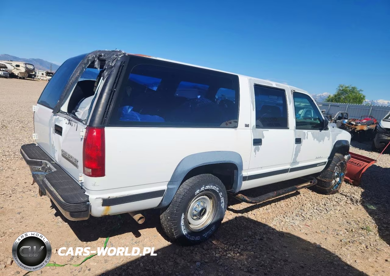 1993 Chevrolet Suburban K2500 VIN:1GNGK26K5PJ362270 - 3