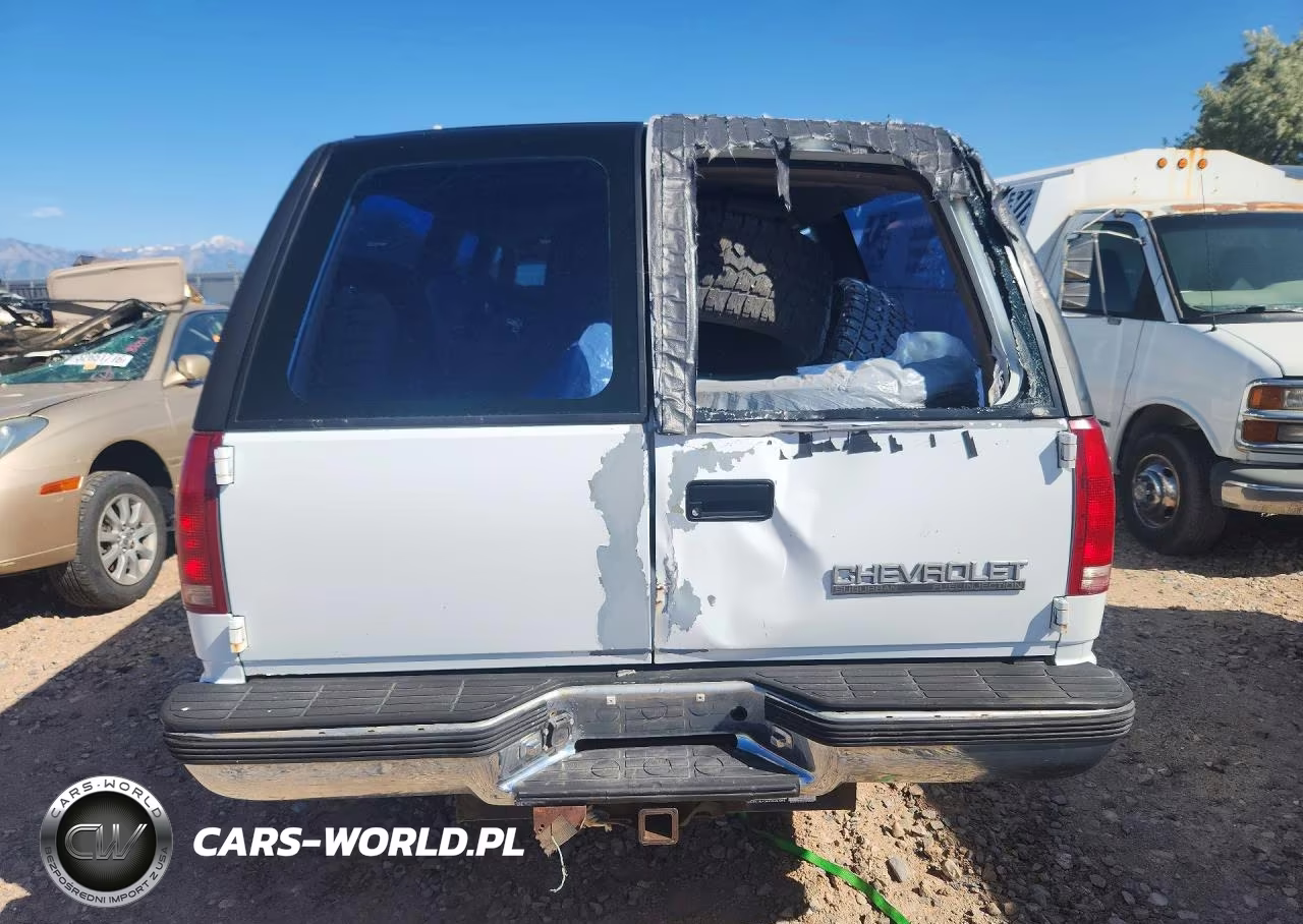1993 Chevrolet Suburban K2500 VIN:1GNGK26K5PJ362270 - 6