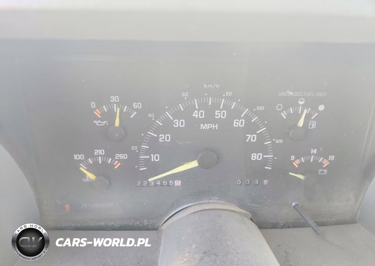 1993 Chevrolet Suburban K2500 VIN:1GNGK26K5PJ362270 - 9