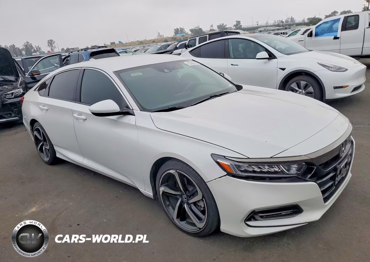 2018 Honda Accord Sport VIN:1HGCV1F38JA048154 - 4