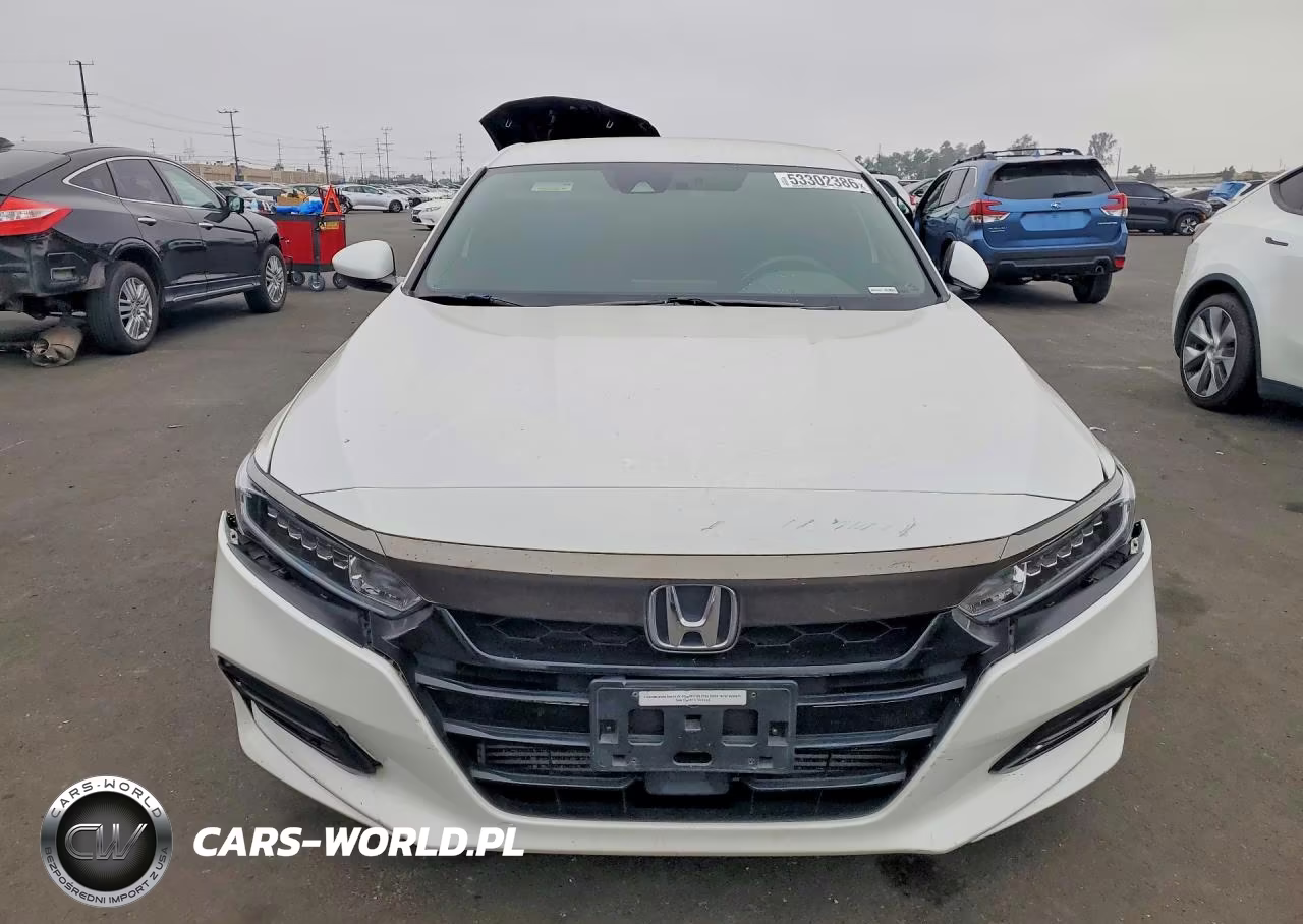 2018 Honda Accord Sport VIN:1HGCV1F38JA048154 - 5