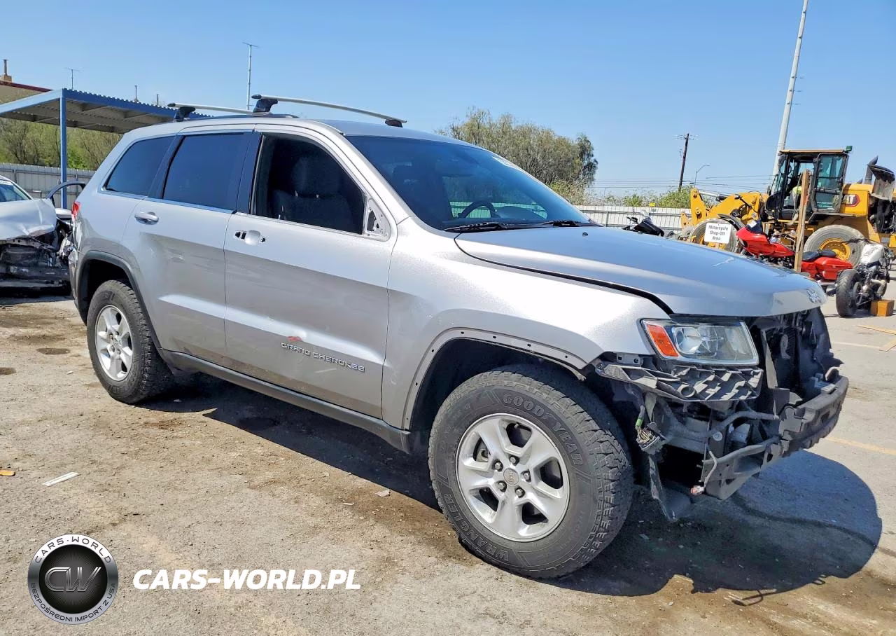 2014 Jeep Grand Cherokee Laredo VIN:1C4RJEAG6EC424060 - 4