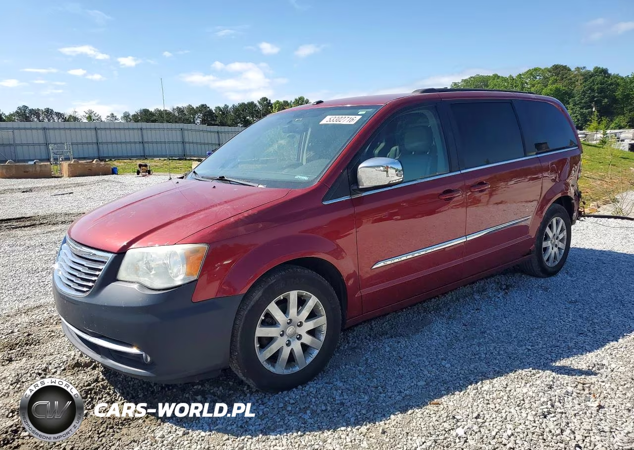 2011 Chrysler Town & Country Touring L