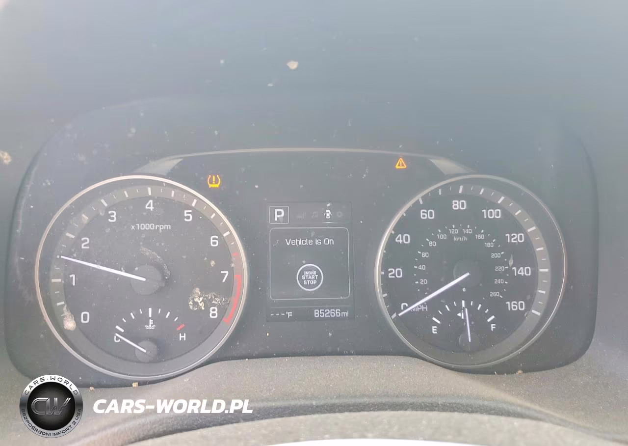 2018 Hyundai Elantra Value Edition VIN:KMHD84LF8JU521619 - 9