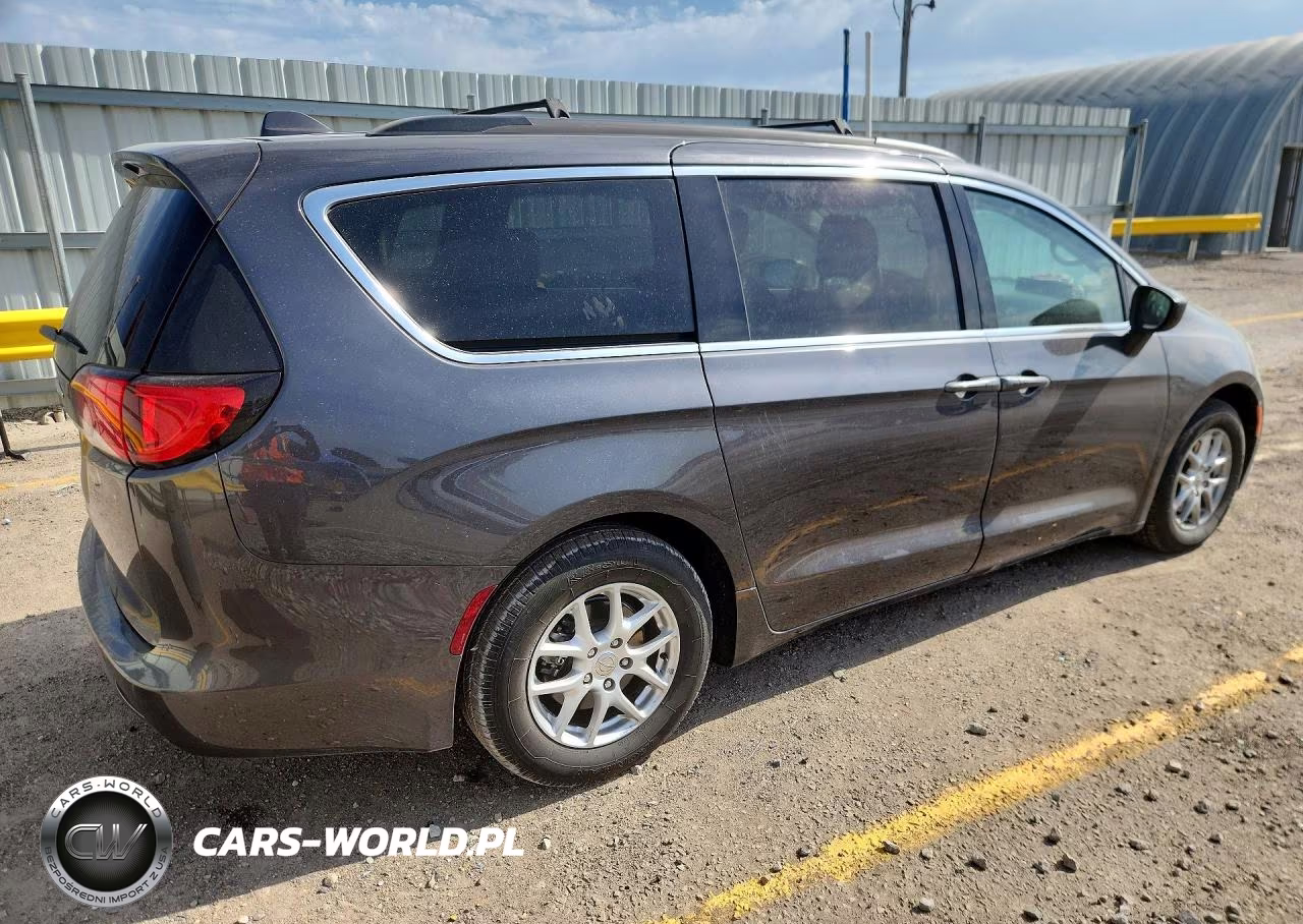 2020 Chrysler Voyager Lxi VIN:2C4RC1DG0LR264714 - 3