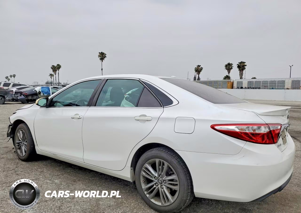 2017 Toyota Camry Se VIN:4T1BF1FK2HU329613 - 2