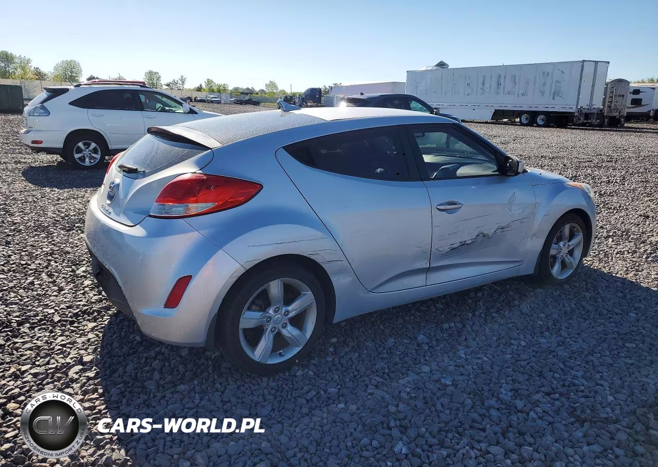 2012 Hyundai Veloster Base VIN:KMHTC6AD8CU065552 - 3