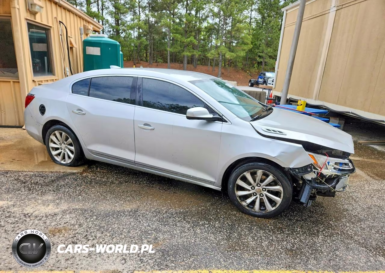 2015 Buick Lacrosse VIN:1G4GA5G33FF151490 - 4