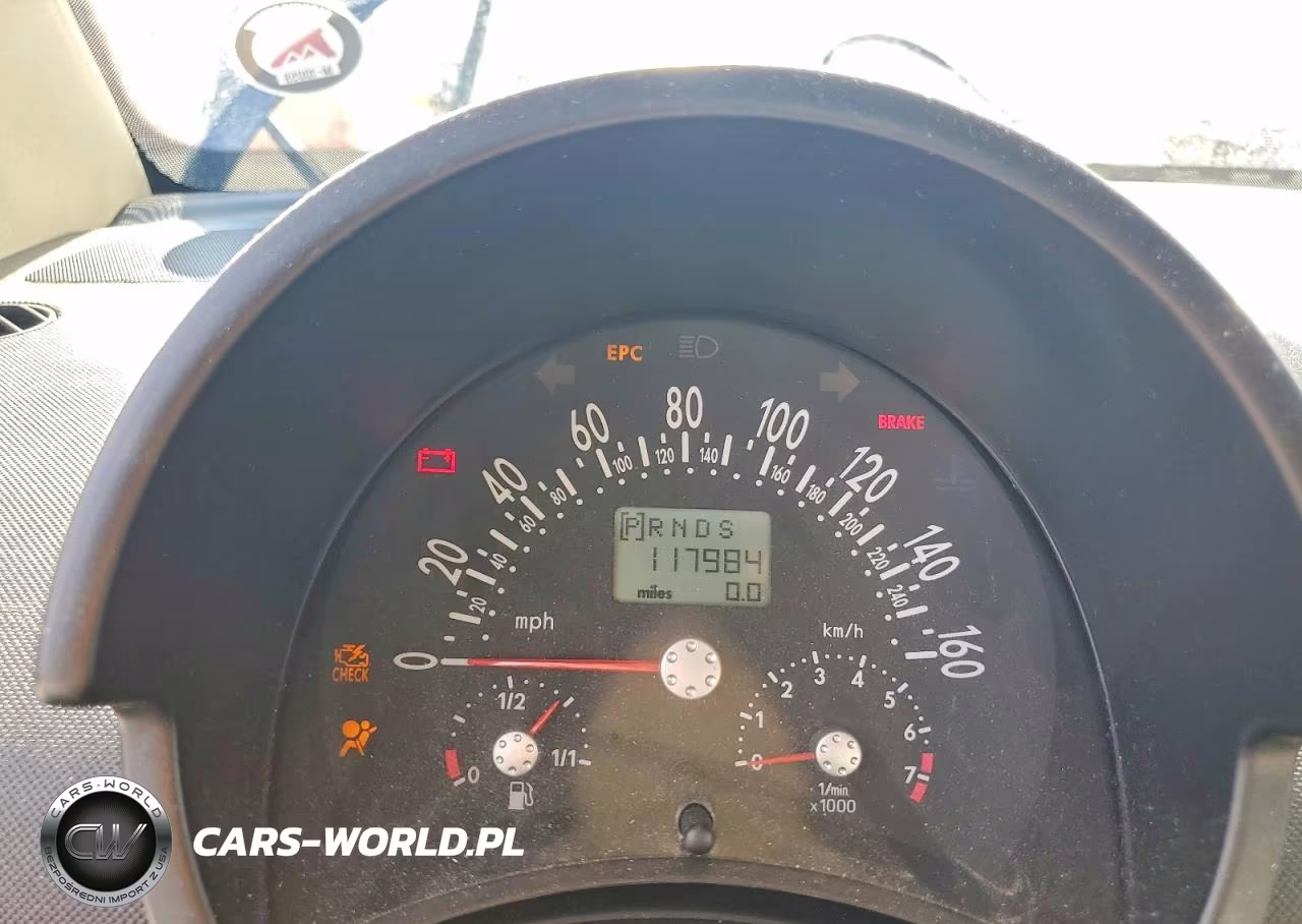 2004 Volkswagen New Beetle Gls VIN:3VWCD31YX4M316691 - 9
