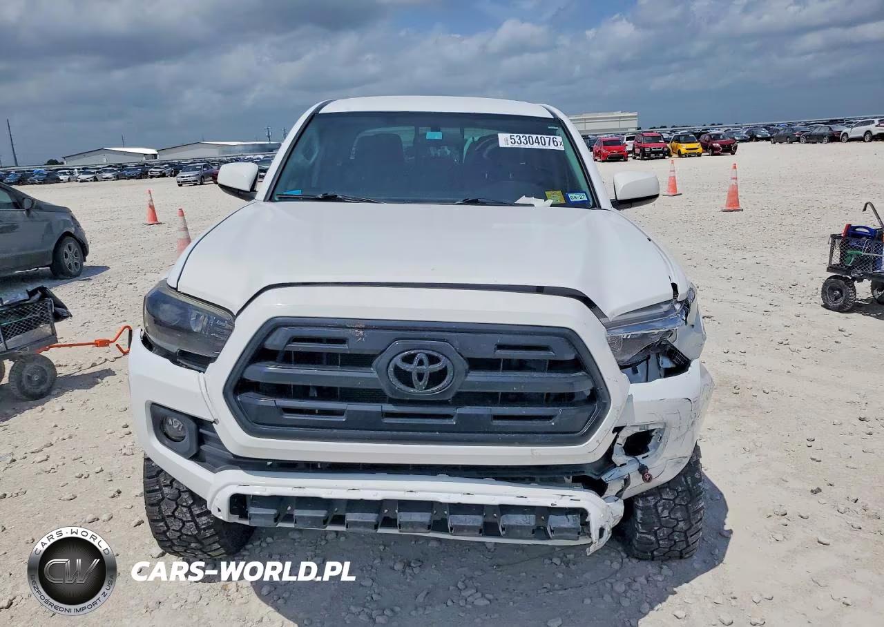 2017 Toyota Tacoma Sr V6 VIN:5TFCZ5AN5HX068517 - 5