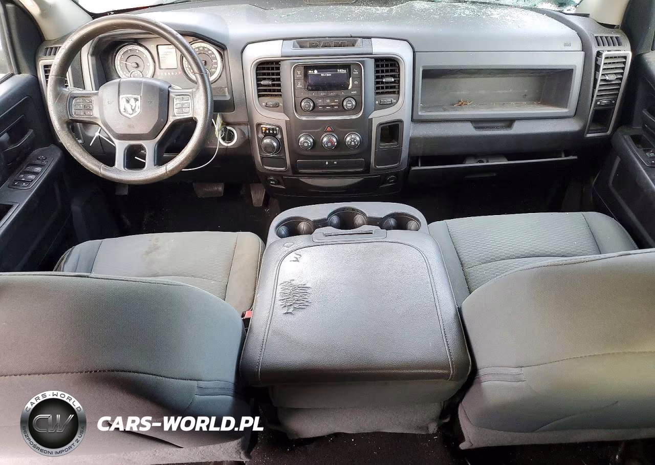 2019 Ram 1500 Classic Tradesman VIN:1C6RR6FT0KS745881 - 8