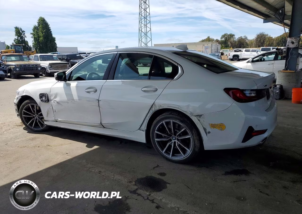 2022 BMW 330Xe VIN:3MW5P9J00N8C76533 - 2
