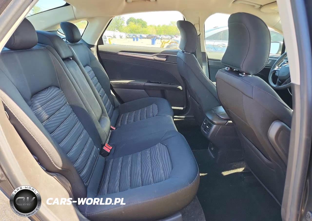 2016 Ford Fusion Se VIN:3FA6P0H71GR285816 - 10