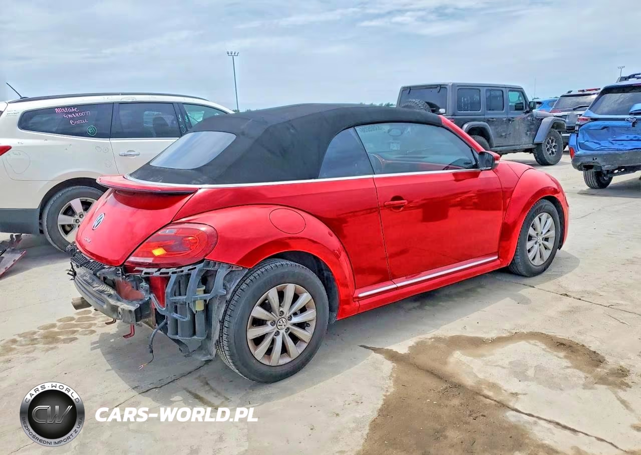 2018 Volkswagen Beetle S VIN:3VW5DAAT8JM516630 - 3