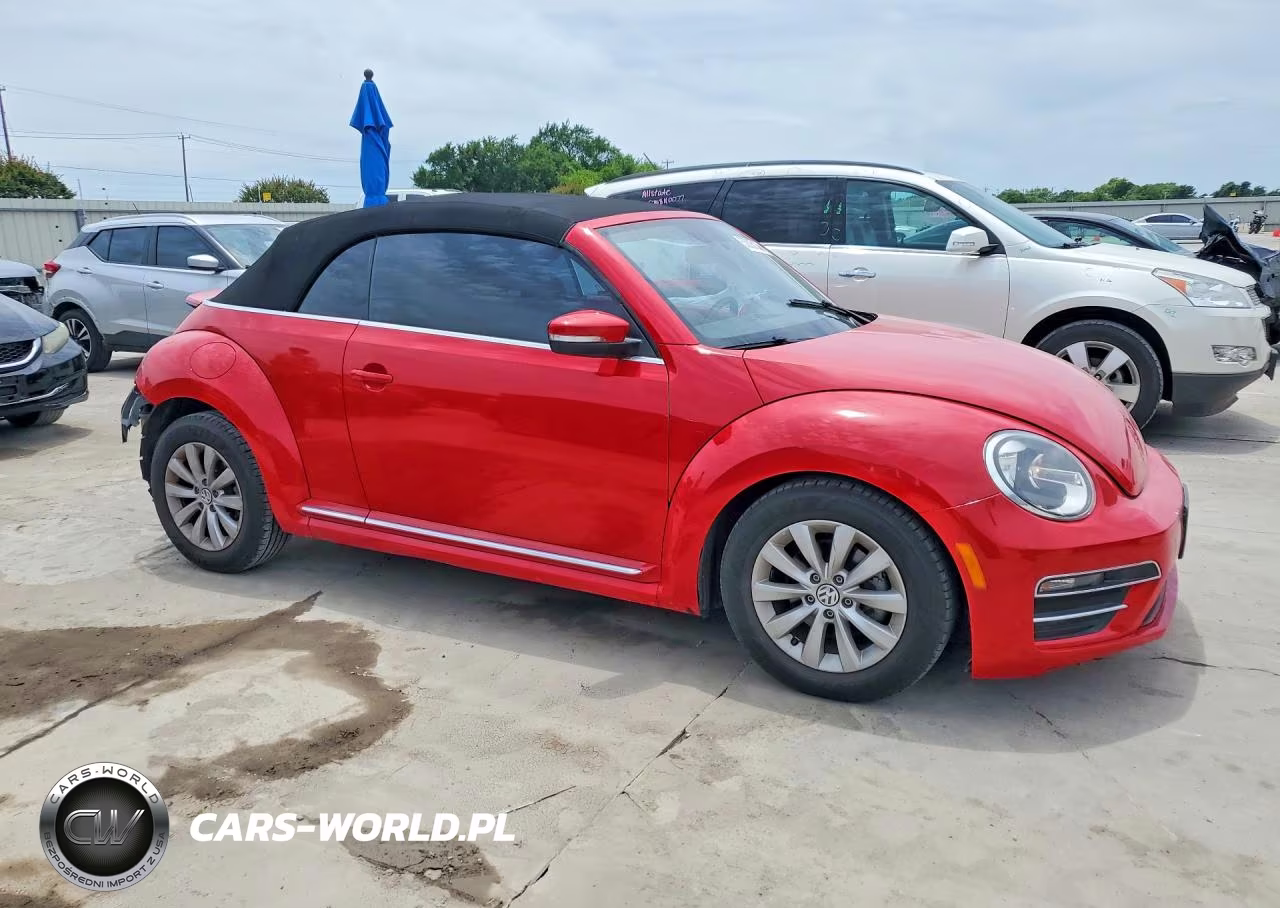 2018 Volkswagen Beetle S VIN:3VW5DAAT8JM516630 - 4