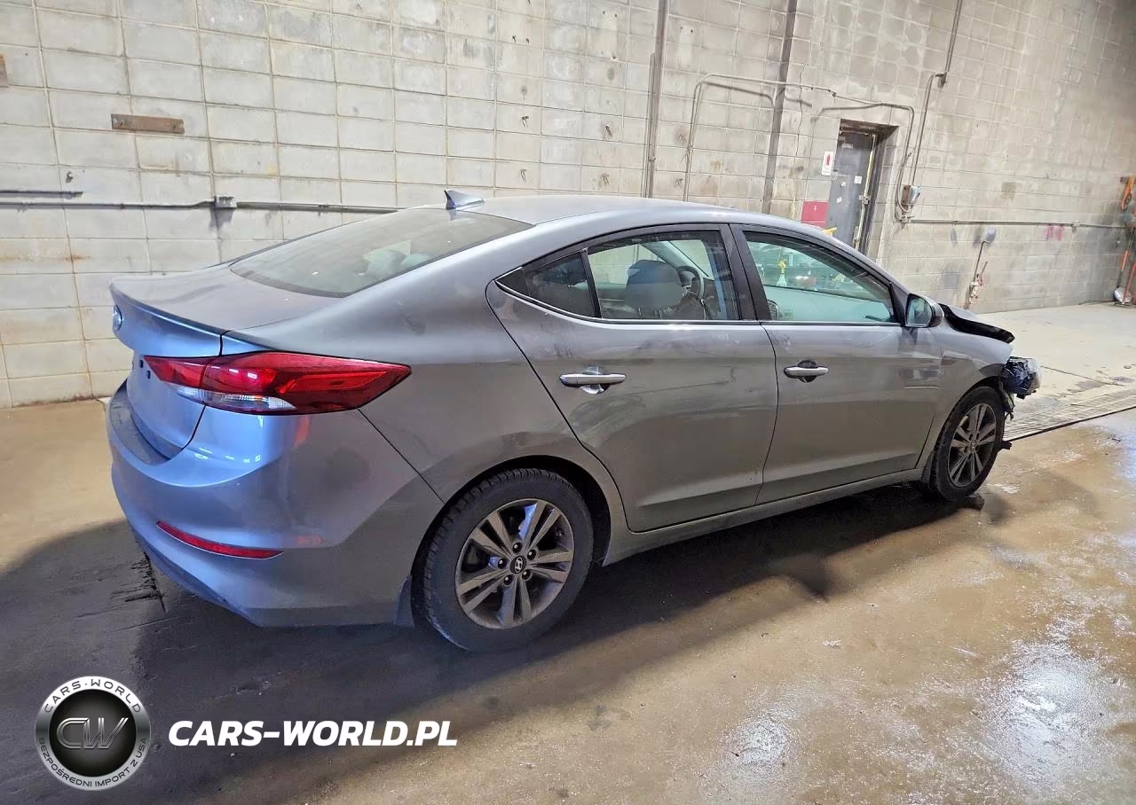 2018 Hyundai Elantra Sel VIN:5NPD84LF4JH309508 - 3