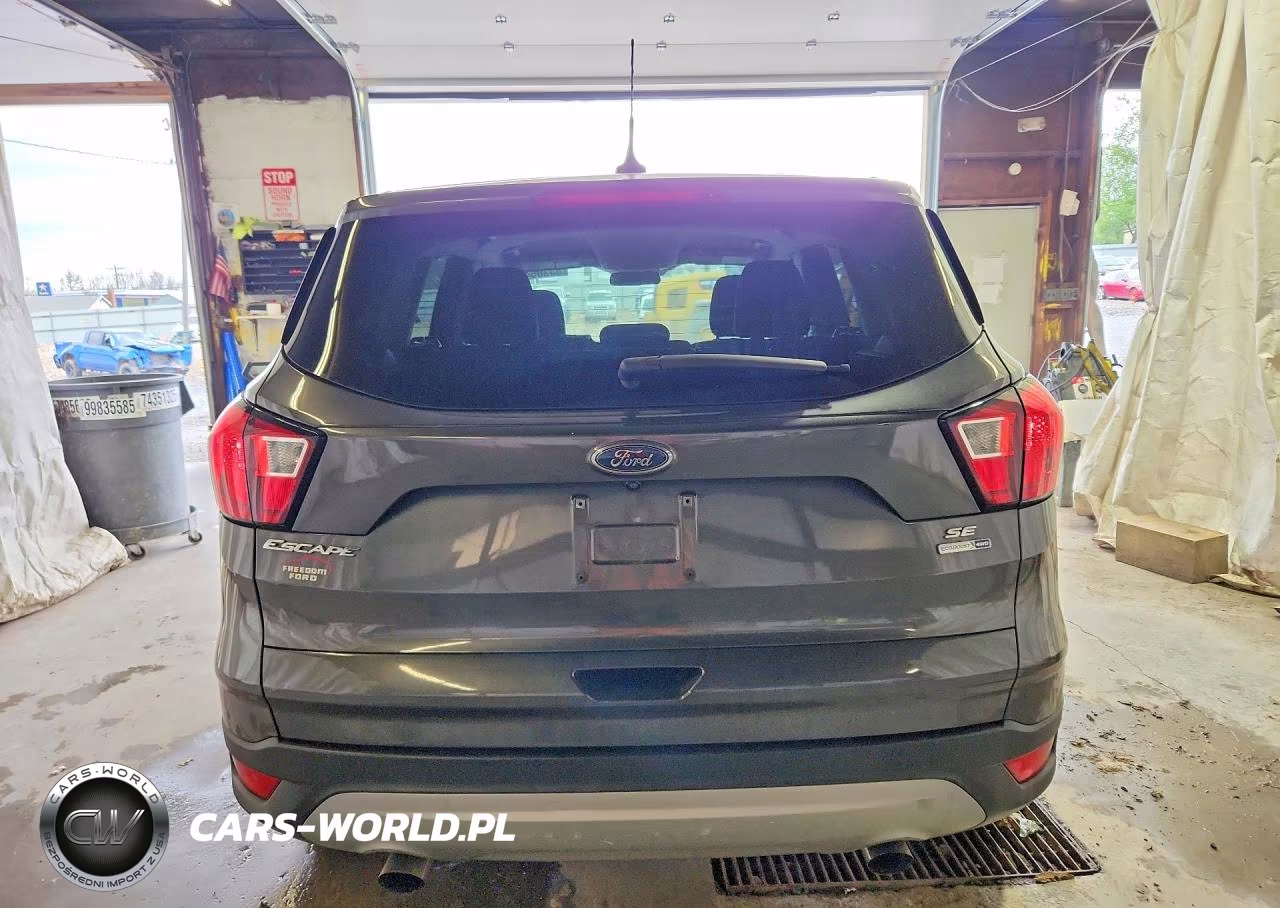 2019 Ford Escape Se VIN:1FMCU9GD8KUA39568 - 6