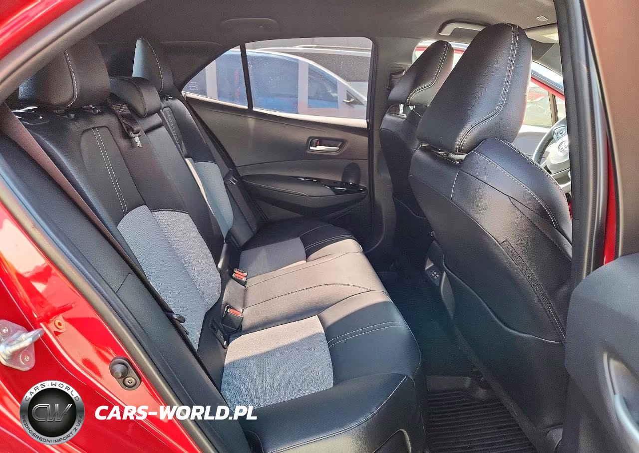 2025 Toyota Corolla Xse VIN:JTNC4MBE1S3241547 - 10