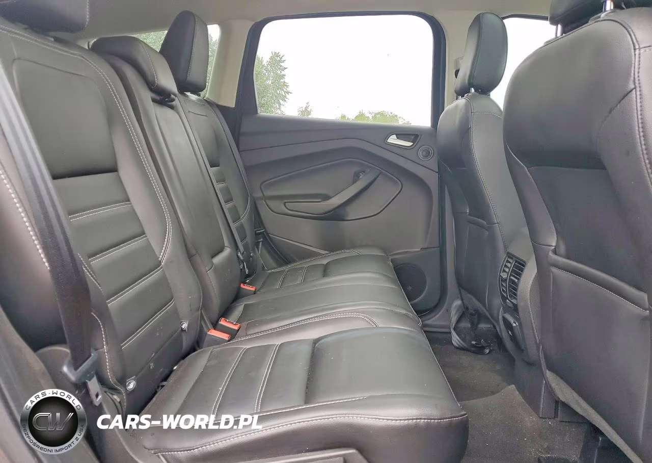 2019 Ford Escape Titanium VIN:1FMCU9J95KUC05484 - 11