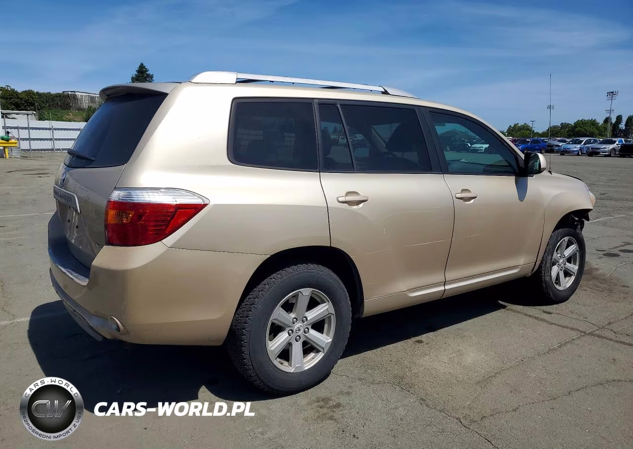 2010 Toyota Highlander Base VIN:5TDBK3EH8AS011152 - 3