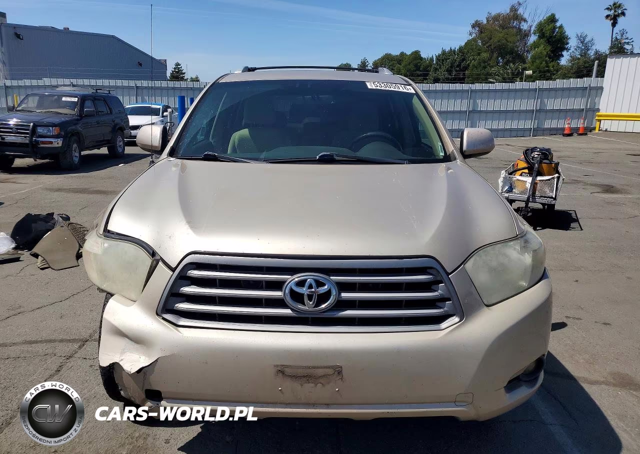 2010 Toyota Highlander Base VIN:5TDBK3EH8AS011152 - 5