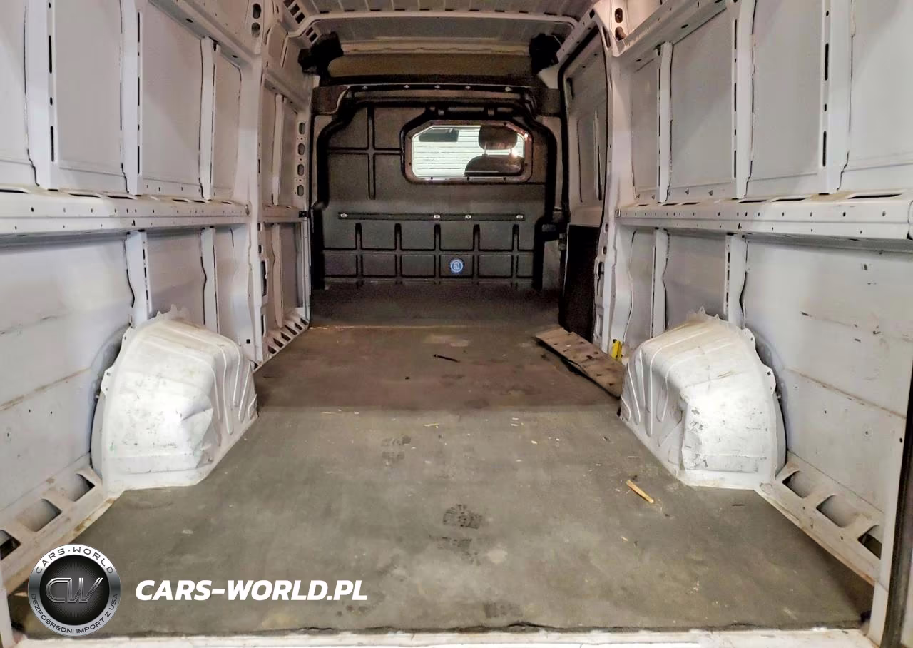 2023 Ram Promaster 3500 Delivery Van VIN:3C6MRVJG0PE606536 - 10