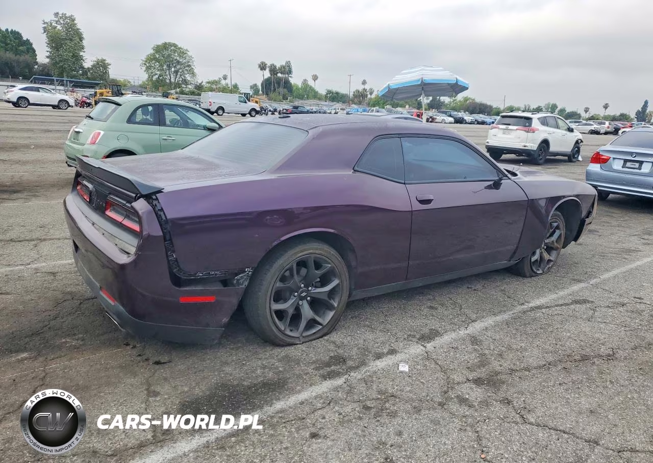 2020 Dodge Challenger Sxt VIN:2C3CDZAG6LH235637 - 3