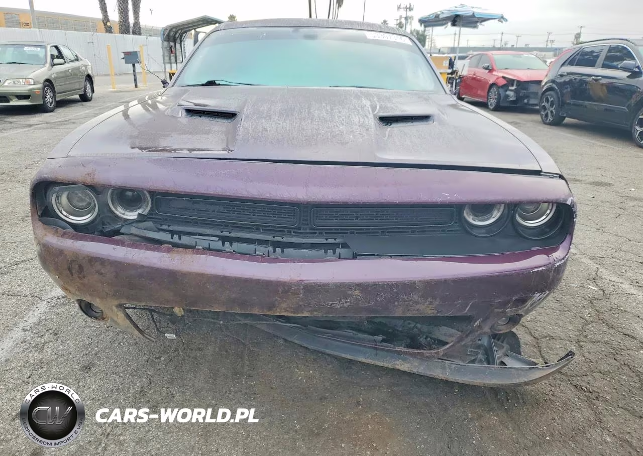 2020 Dodge Challenger Sxt VIN:2C3CDZAG6LH235637 - 5
