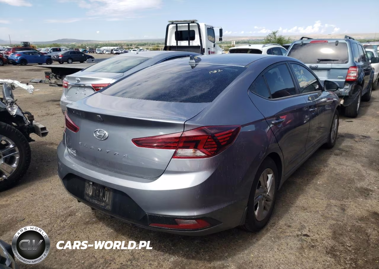 2019 Hyundai Elantra Sel VIN:KMHD84LF6KU888455 - 4
