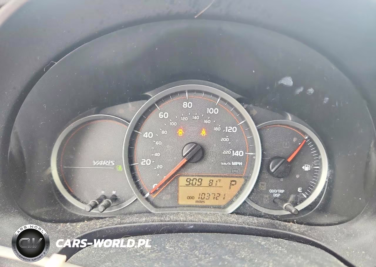 2014 Toyota Yaris 5-Door Le VIN:JTDKTUD3XED582765 - 9