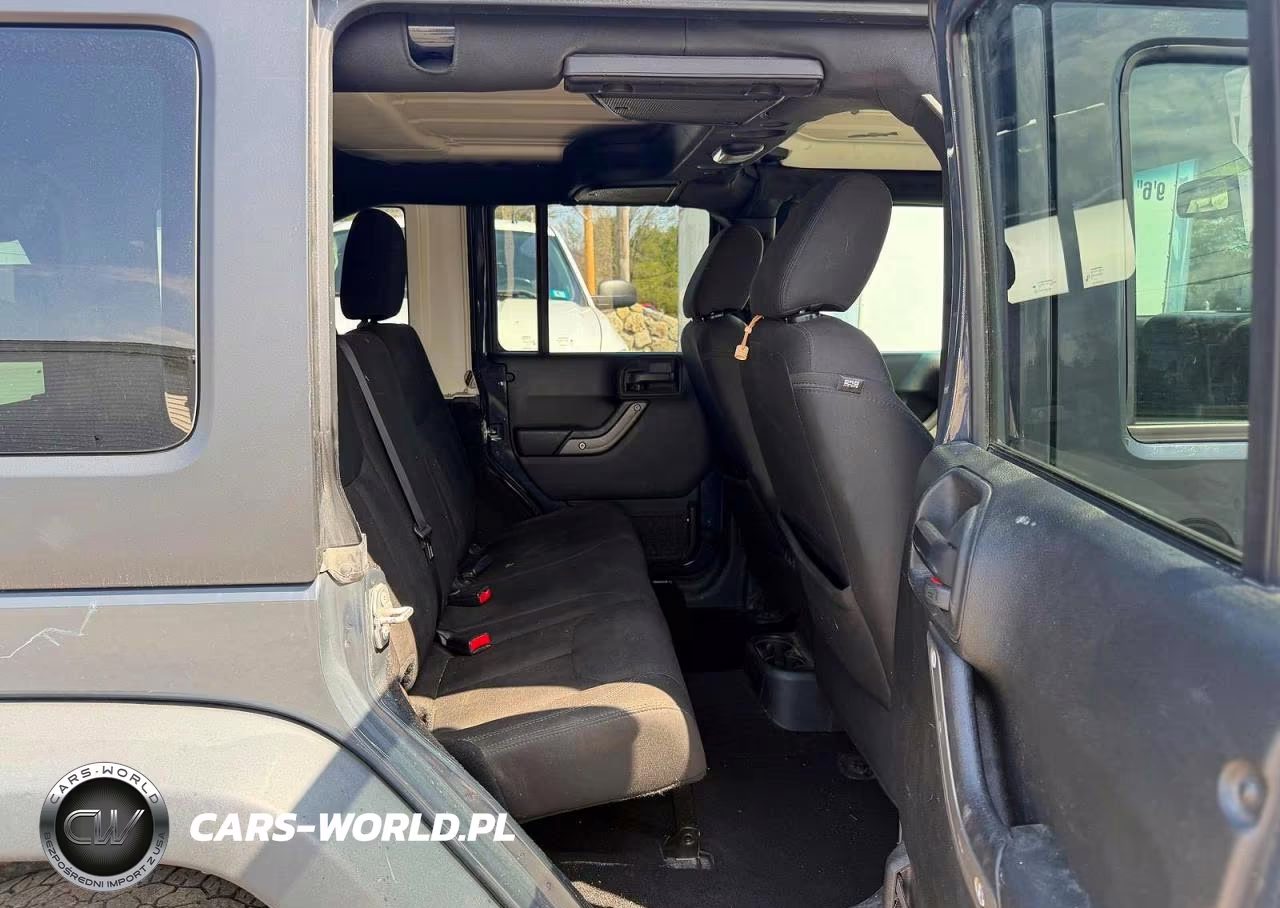 2017 Jeep Wrangler Unlimited Sport VIN:1C4HJWDG6HL649855 - 6