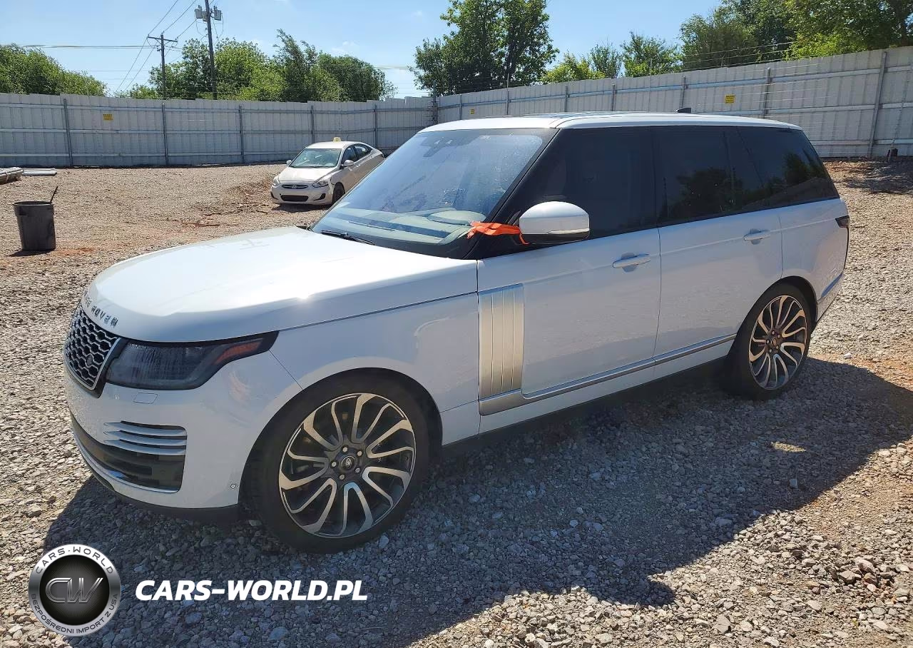 2019 Land Range Rove White