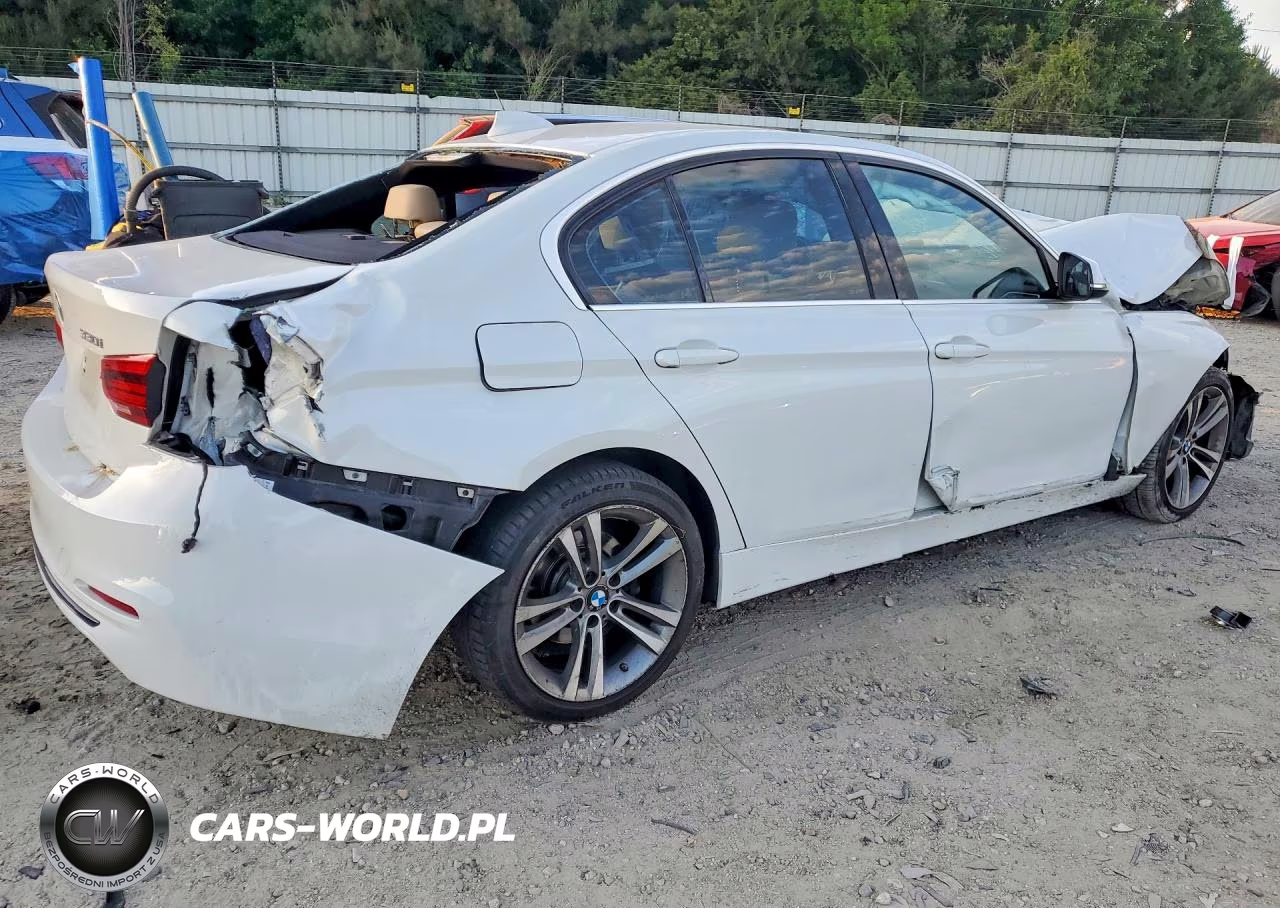 2018 BMW 330 Xi VIN:WBA8D9G56JNU71827 - 3
