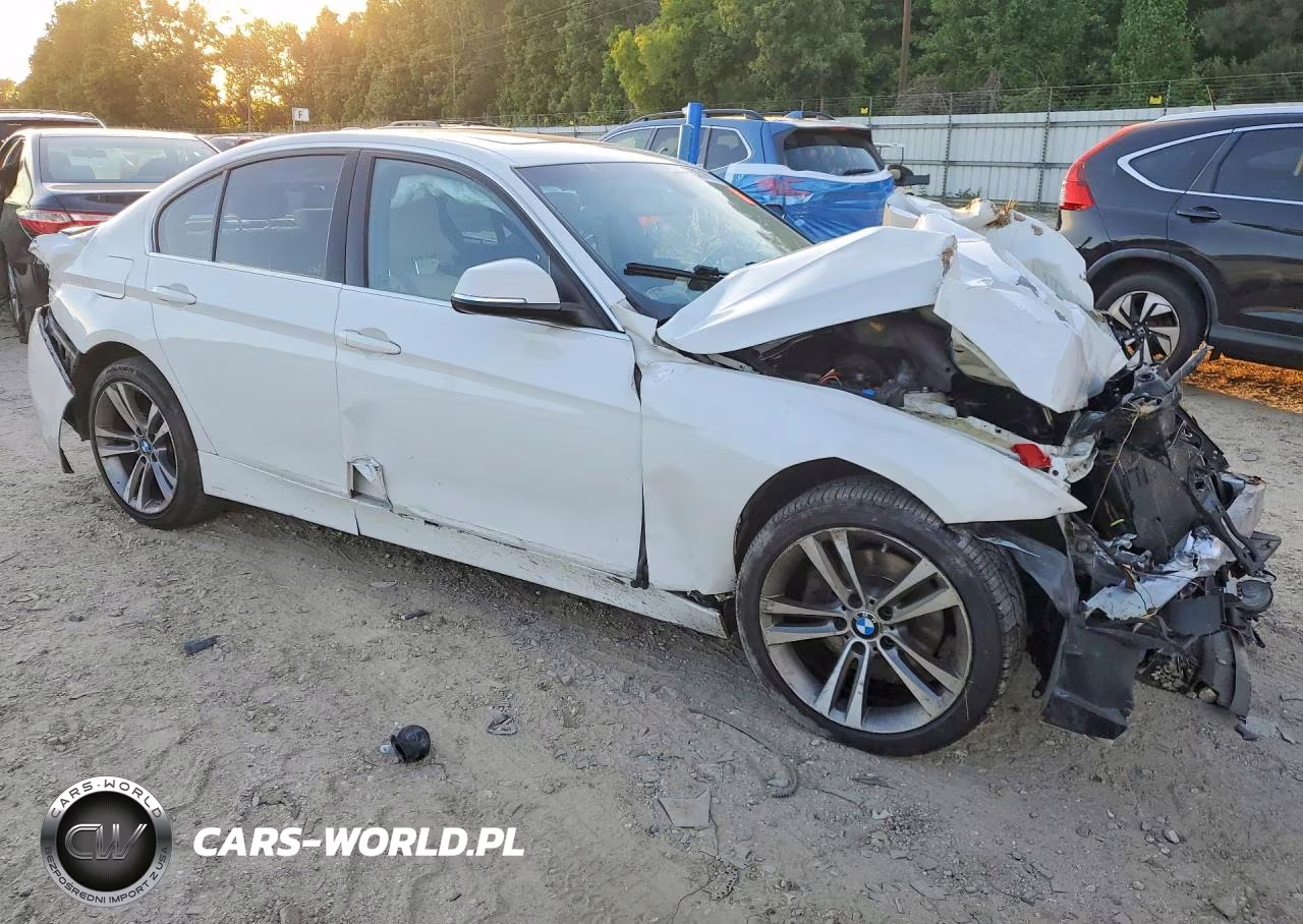 2018 BMW 330 Xi VIN:WBA8D9G56JNU71827 - 4