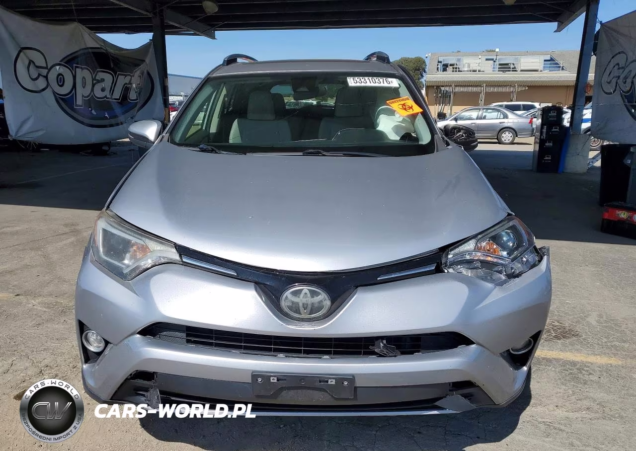 2018 Toyota Rav4 Xle VIN:JTMRFREV9JD257425 - 5