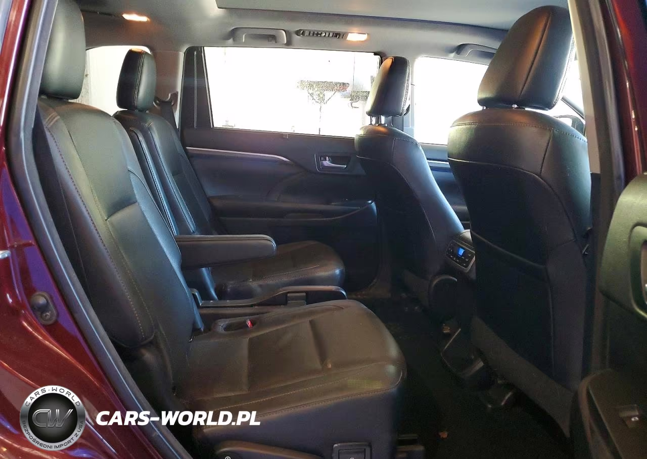 2018 Toyota Highlander Limited Platinum VIN:5TDDZRFH9JS894765 - 11