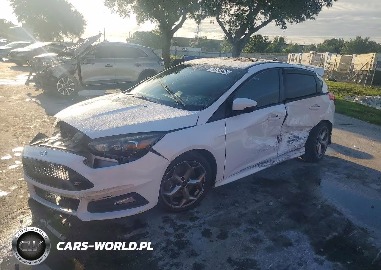 2018 Ford Focus St – zdjęcie 1 z 12