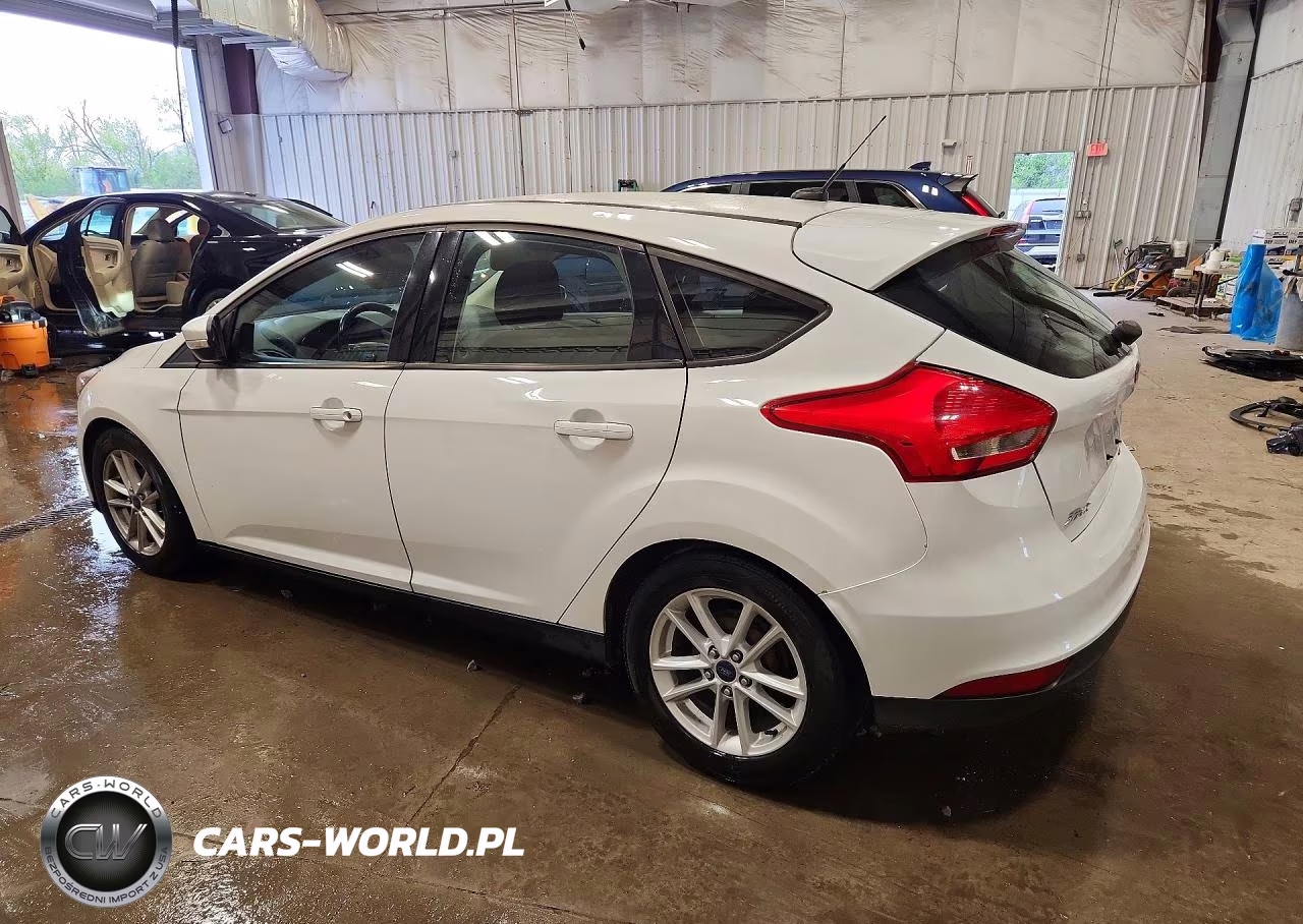 2016 Ford Focus Se VIN:1FADP3K26GL282205 - 2