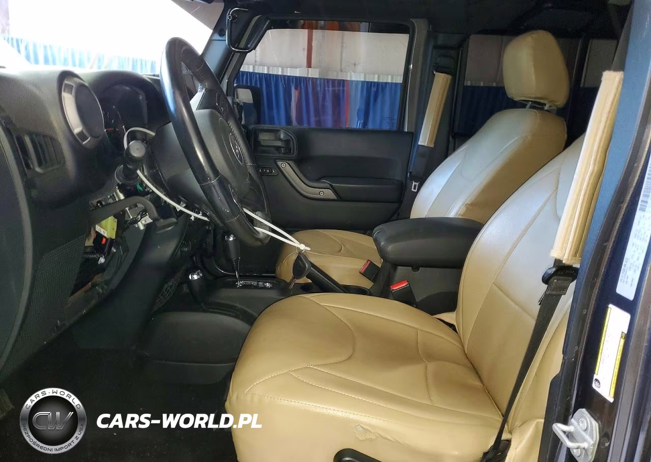 2017 Jeep Wrangler Unlimited Sport VIN:1C4BJWDG2HL583598 - 7
